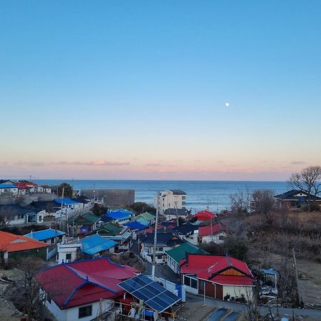 Sinami Vandrarhem Gangneung Exteriör bild